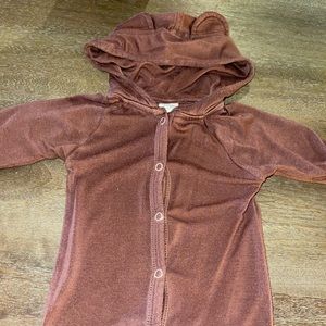 Kate Quinn bamboo bear ears footie 0-3 months